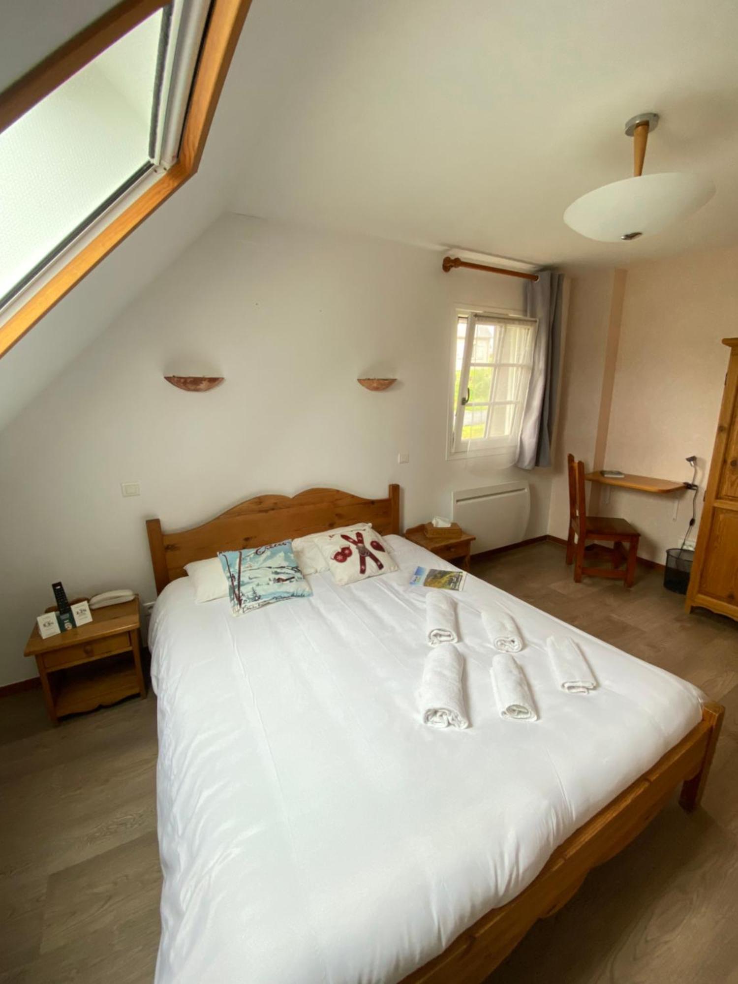 Logis Hotel Restaurant Auberge Du Bougnat Saint-Victor-la-Riviere Extérieur photo